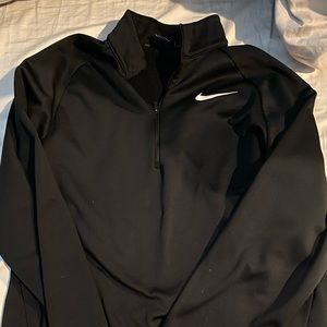 Men’s large Nike pullover with zip